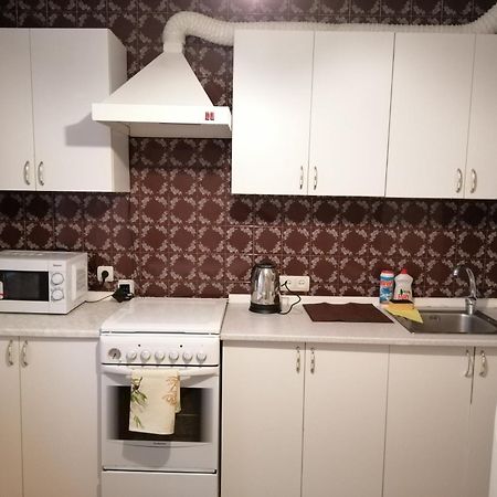 Патриарха Скрипника 7,Жд Вокзал, Ультрамарин Apartamento Kiev Exterior foto