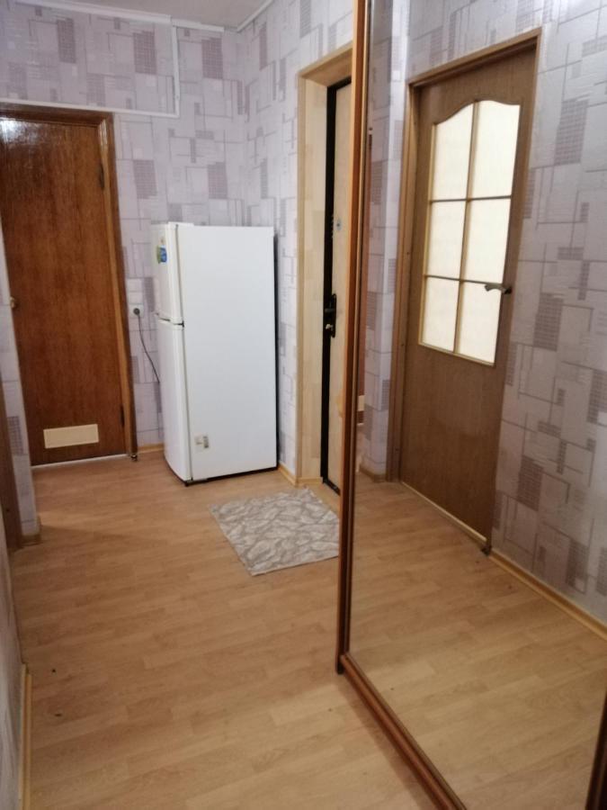 Патриарха Скрипника 7,Жд Вокзал, Ультрамарин Apartamento Kiev Exterior foto